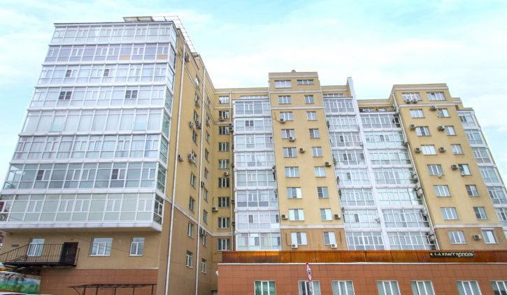 3-комн квартира Театральная ул., 2