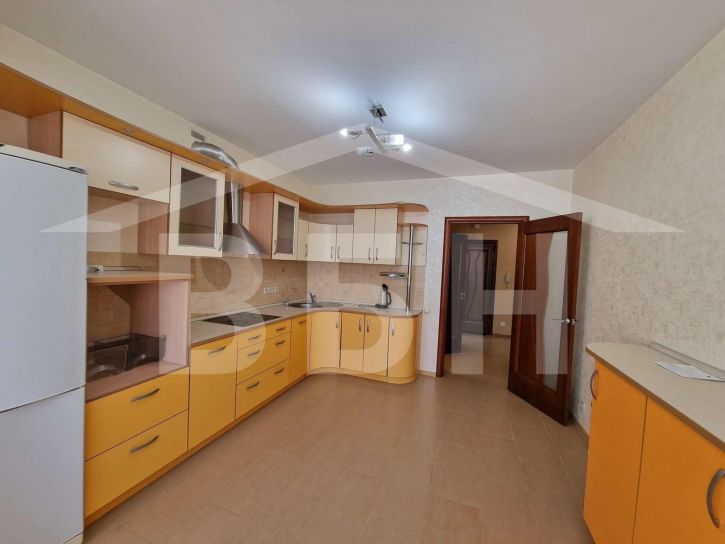 2-комн квартира Студенческая улица, 12а