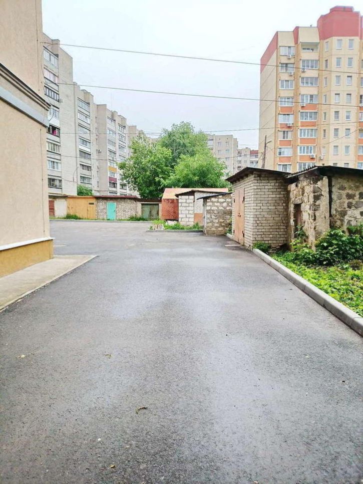 3-комн квартира Труда проспект, 30