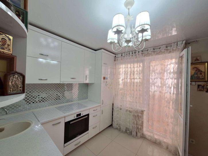 2-комн квартира Шишкова улица, 72/3