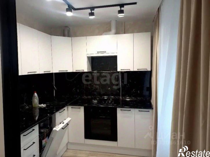 3-комн квартира улица Домостроителей, 33,  д. 33