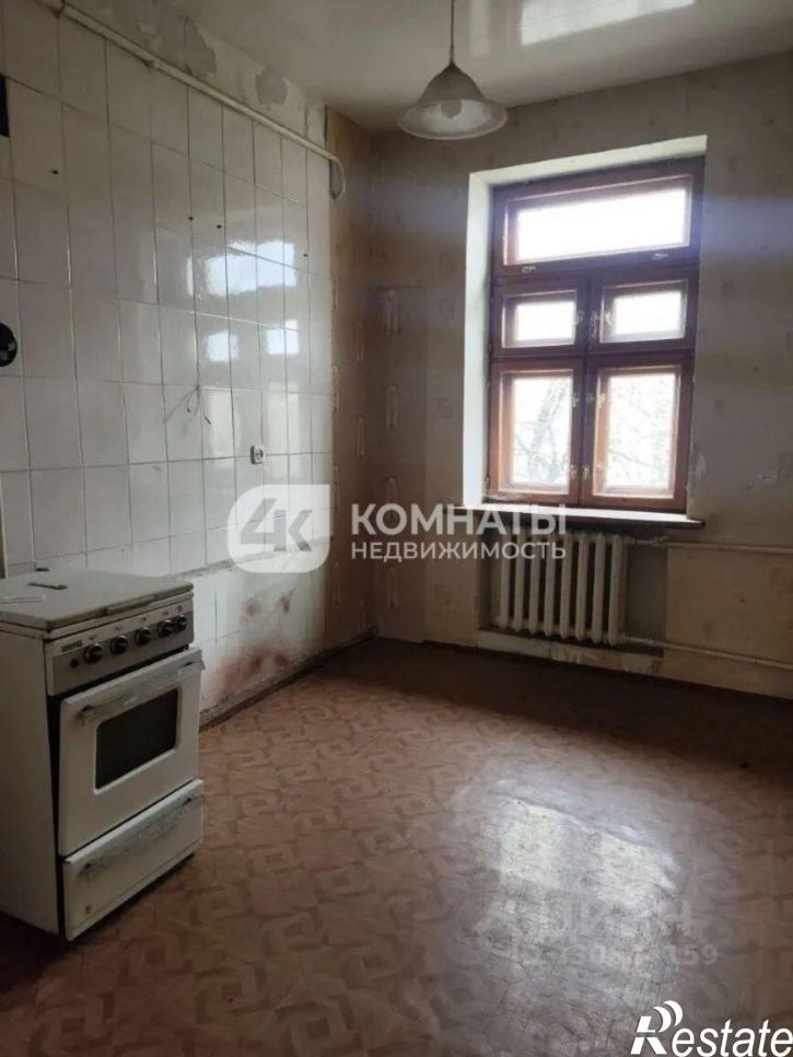 3-комн квартира пр-кт Революции, 11,  д. 11