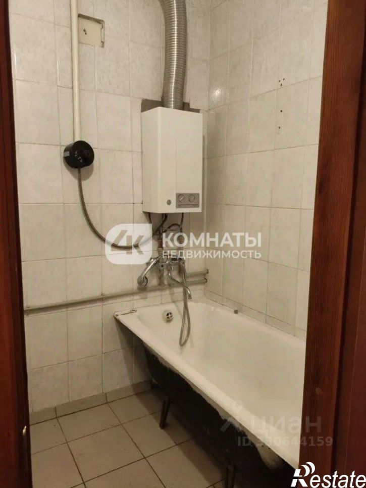 3-комн квартира пр-кт Революции, 11,  д. 11
