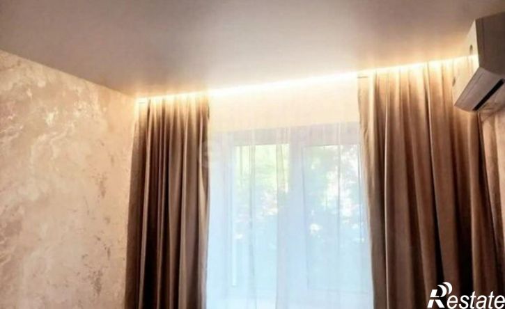 3-комн квартира улица Домостроителей, 33,  д. 33
