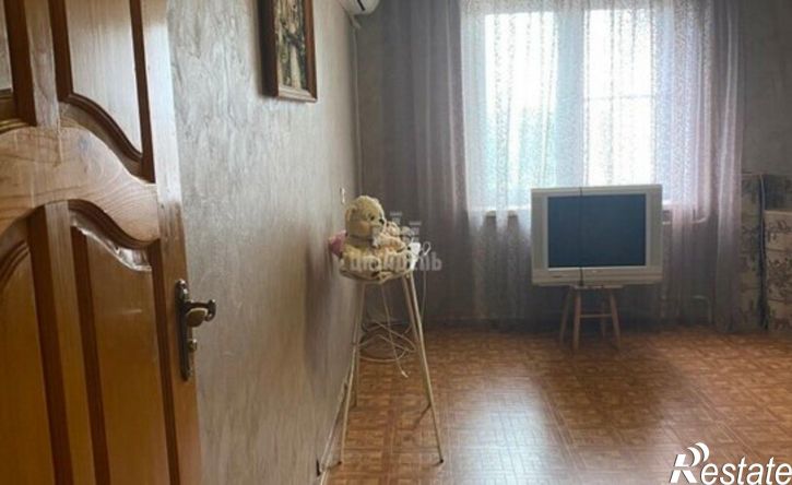 4-комн квартира улица Туполева, 13Б,  д. 13Б