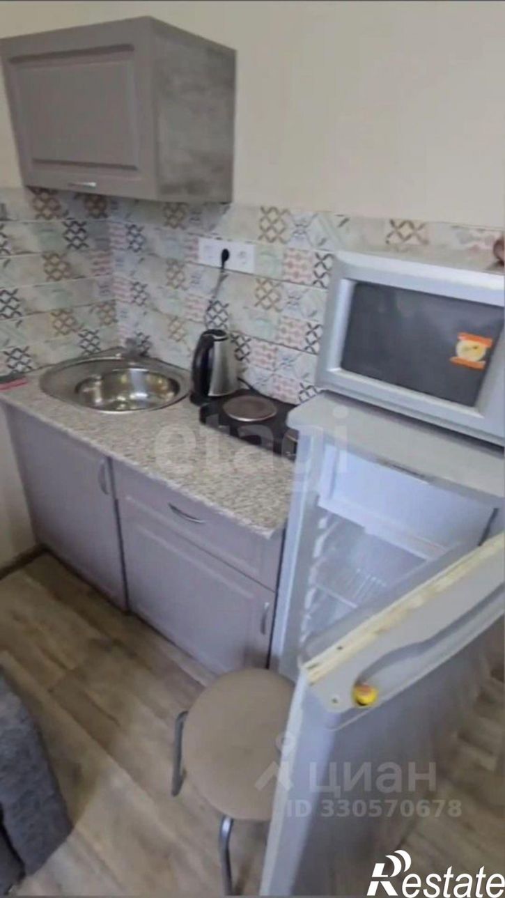 2-комн квартира улица Еремеева, 18,  д. 18