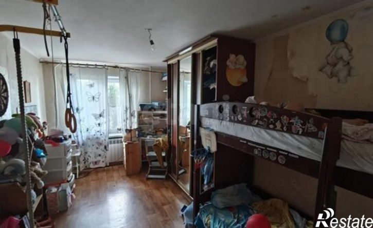 3-комн квартира проспект Труда, 8Б,  д. 8Б