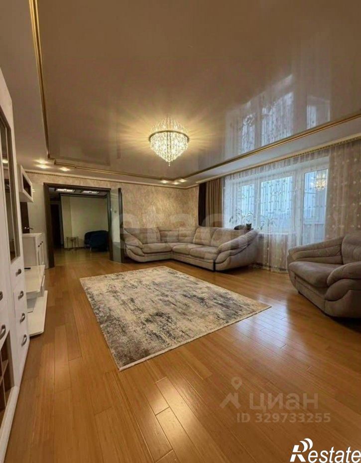 3-комн квартира улица Ломоносова, 114/10,  д. 114/10