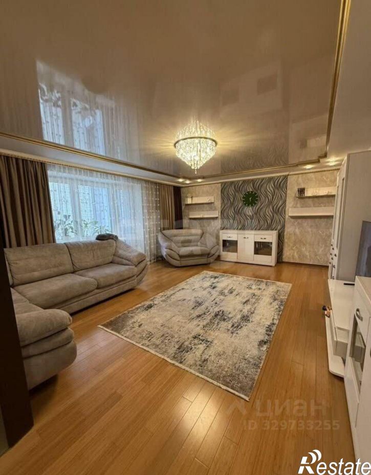 3-комн квартира улица Ломоносова, 114/10,  д. 114/10