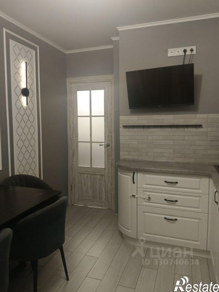 1-комн квартира улица Суворова, 122А,  д. 122А
