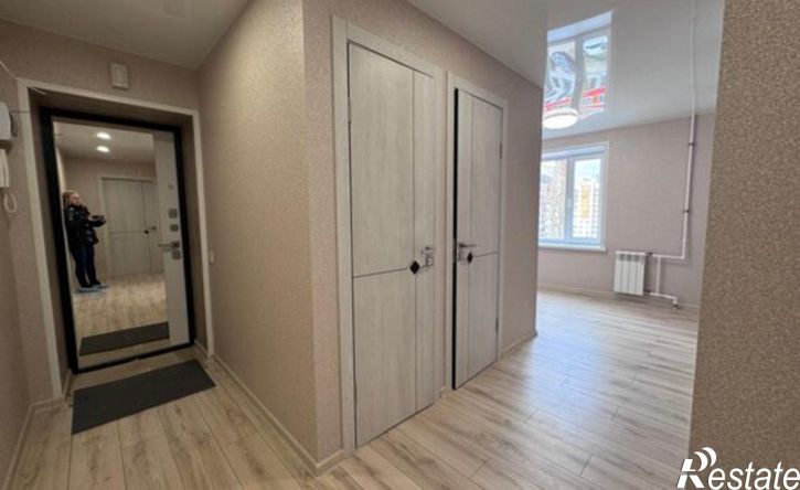 3-комн квартира улица Хользунова, 15,  д. 15