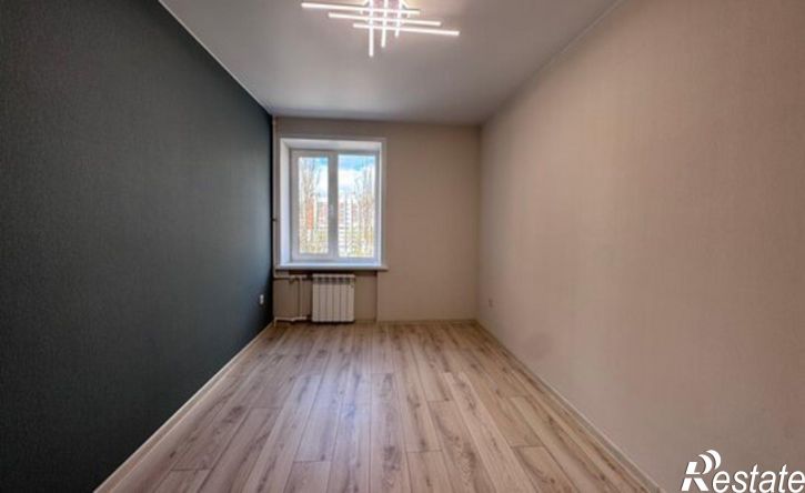 3-комн квартира улица Хользунова, 15,  д. 15
