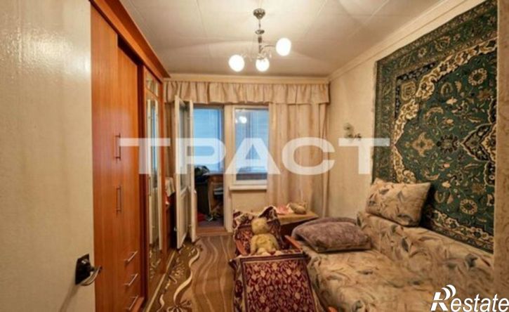 3-комн квартира ул Старых Большевиков, 90,  д. 90