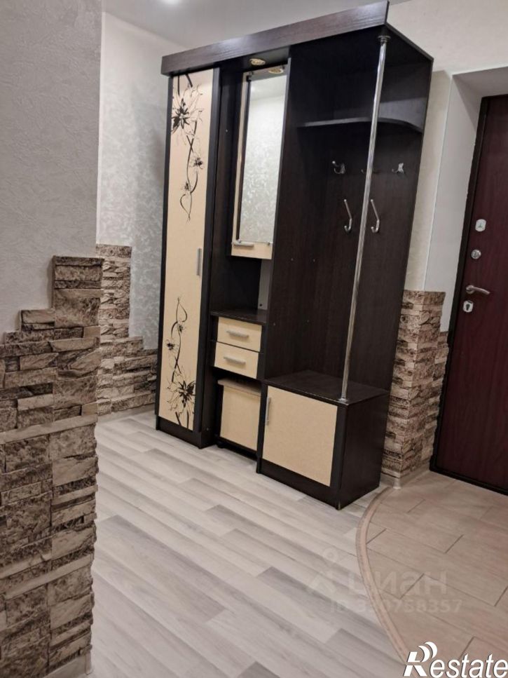 2-комн квартира ул Старых Большевиков, 90,  д. 90