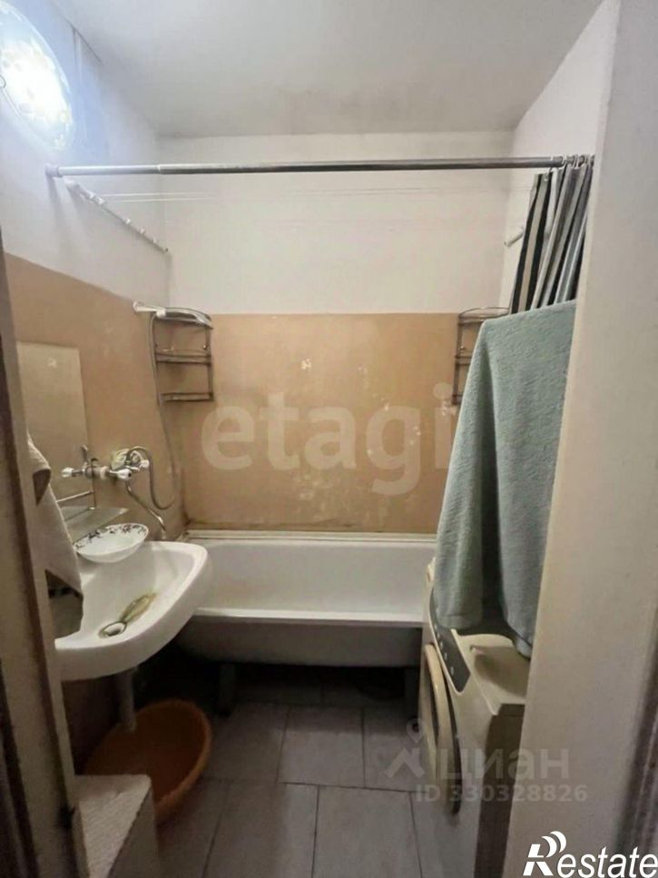 3-комн квартира улица Шишкова, 144В,  д. 144В