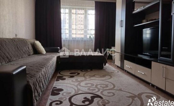 2-комн квартира улица Коренцова, 11,  д. 11