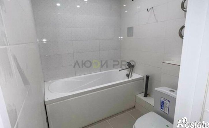 2-комн квартира пр-кт Патриотов, 4,  д. 4