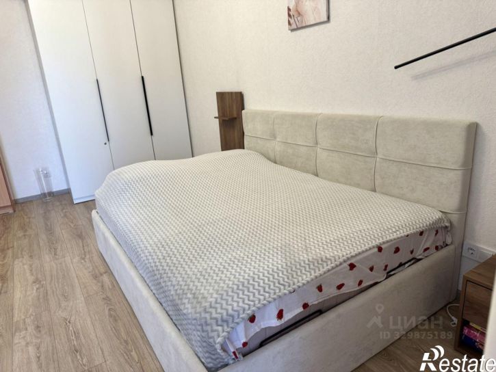 1-комн квартира улица Загоровского, 13 к2,  д. 13 к2
