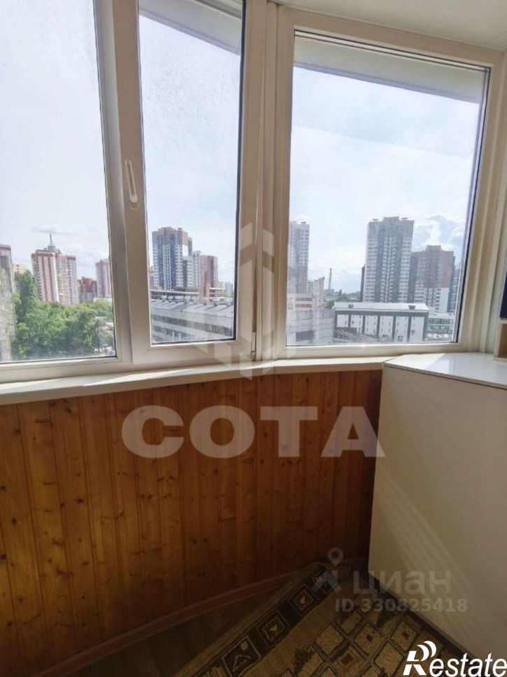 2-комн квартира ул 40 лет Октября, 8,  д. 8
