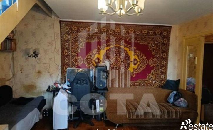 3-комн квартира улица Хользунова, 110В,  д. 110В