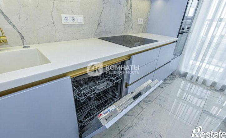 3-комн квартира набережная Максима Горького, 49Б,  д. 49Б