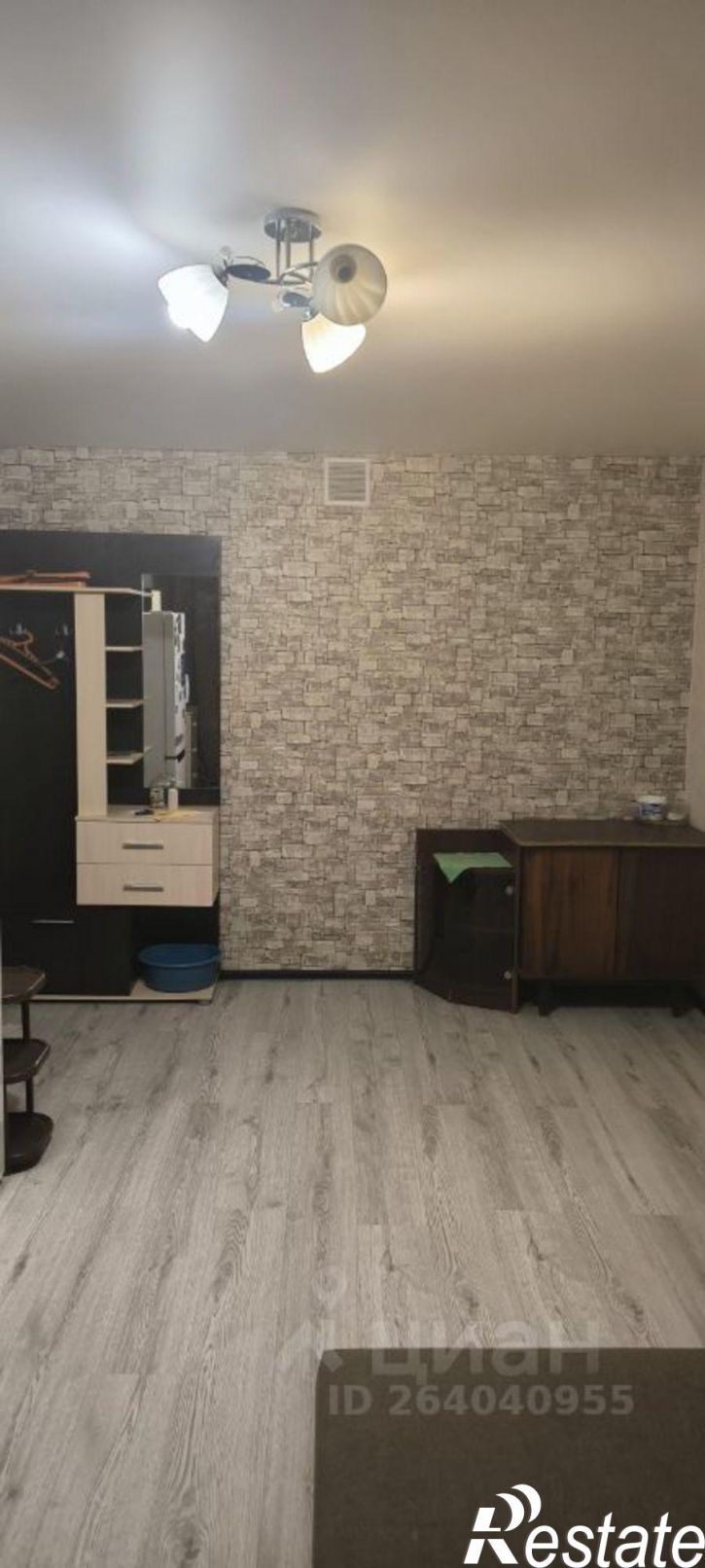 Комната улица Перевёрткина, 45,  д. 45