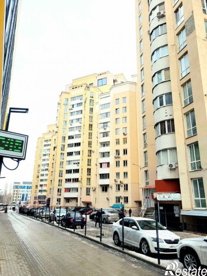 2-комн квартира улица Моисеева, 10,  д. 10