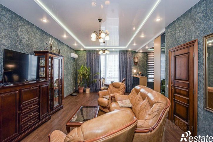 4-комн квартира улица Карла Маркса, 67/2,  д. 67/2