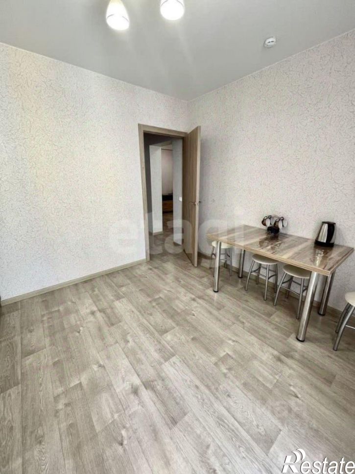 2-комн квартира улица Шидловского, 15,  д. 15
