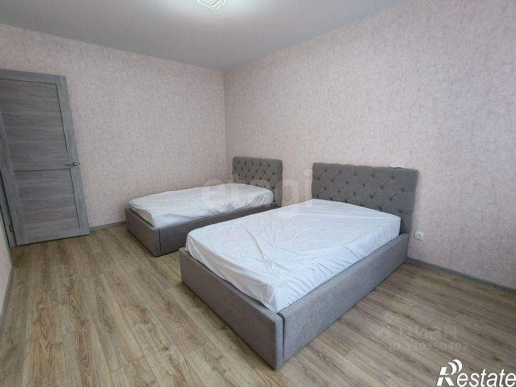 3-комн квартира ул Загоровского, 13 2,  д. 13 2,  к. 2