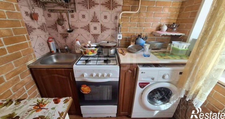 2-комн квартира ул 121 стрелковой дивизии, 16,  д. 16