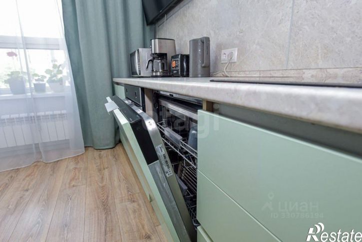 3-комн квартира Ленинградская улица, 30,  д. 30
