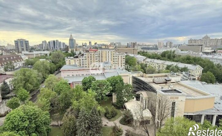 2-комн квартира ул Дзержинского, 4,  д. 4