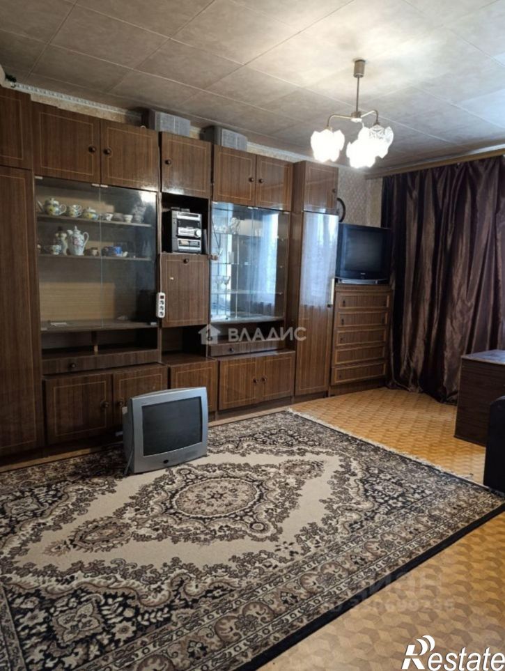 3-комн квартира ул Южно-Моравская, 64,  д. 64