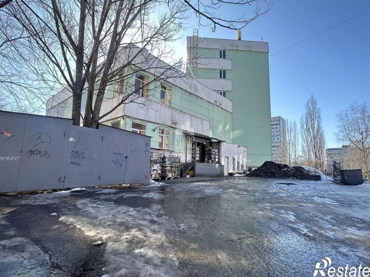 Торговое помещение улица Генерала Лизюкова, 74,  д. 74