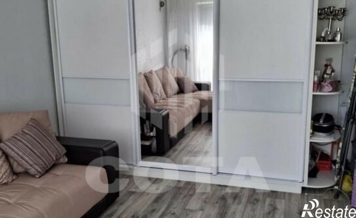 1-комн квартира улица Космонавтов, 54,  д. 54