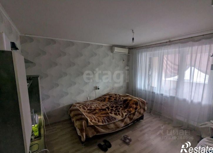 2-комн квартира улица 232-й Стрелковой Дивизии, 8,  д. 8