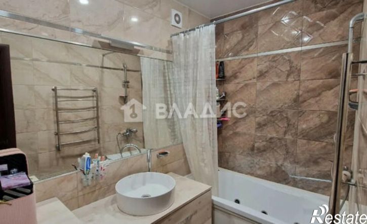3-комн квартира ул Генерала Перхоровича, 3,  д. 3