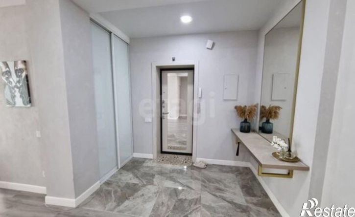 3-комн квартира улица Шишкова, 107А,  д. 107А