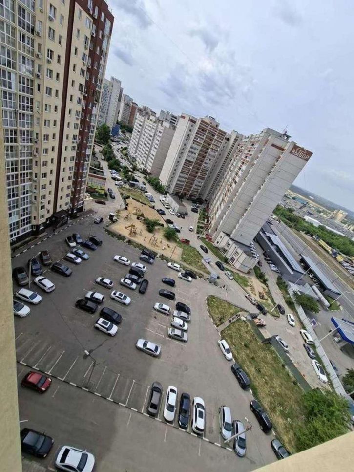 1-комн квартира Антонова-Овсеенко улица, 33кб