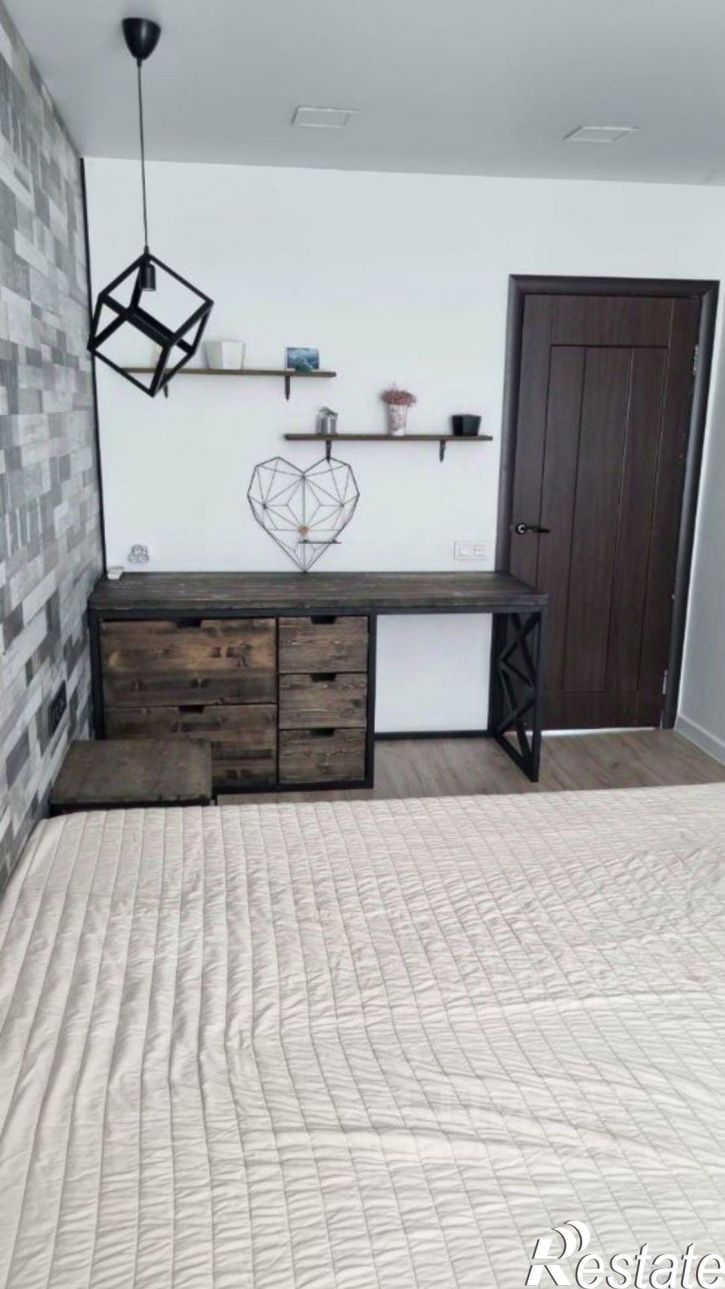 3-комн квартира улица Кирова, 8,  д. 8