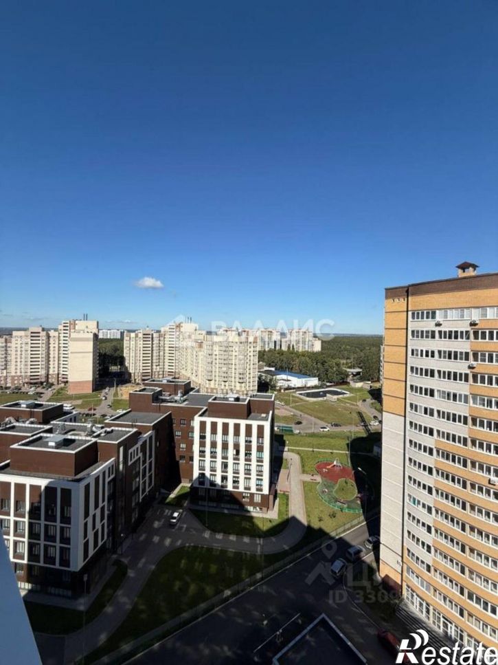 3-комн квартира улица Лесная Поляна, 8,  д. 8