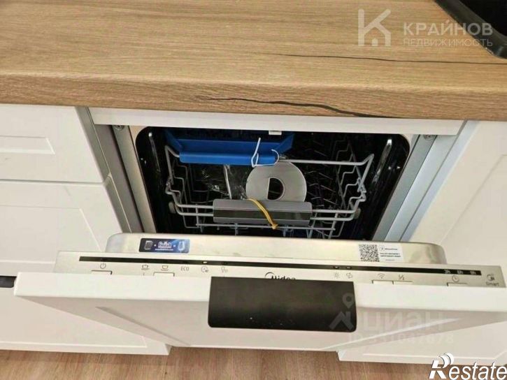 2-комн квартира улица 45-й Стрелковой Дивизии, 42/1,  д. 42/1