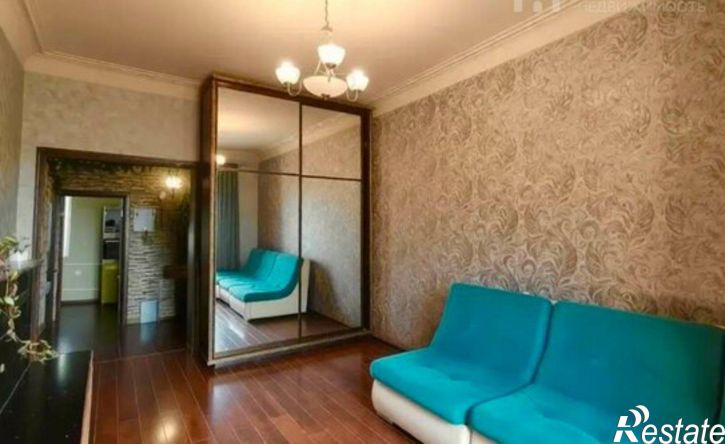2-комн квартира ул Героев Стратосферы, 1,  д. 1