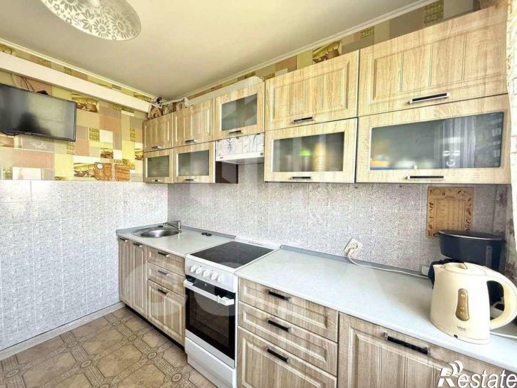 4-комн квартира улица Теплоэнергетиков, 3,  д. 3