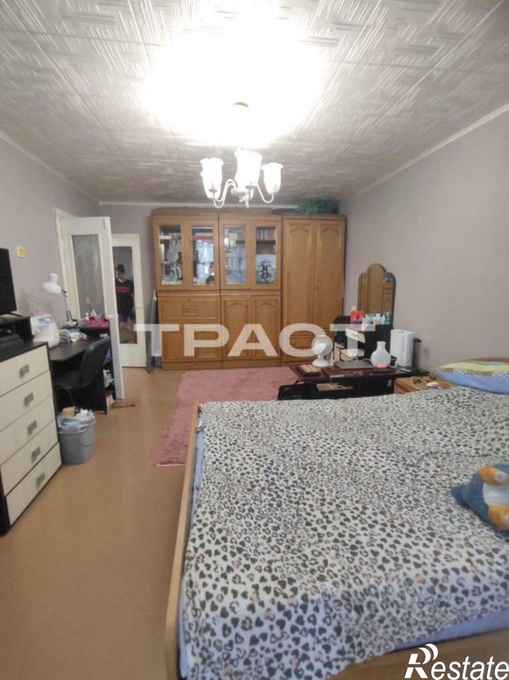 2-комн квартира проспект Труда, 8,  д. 8