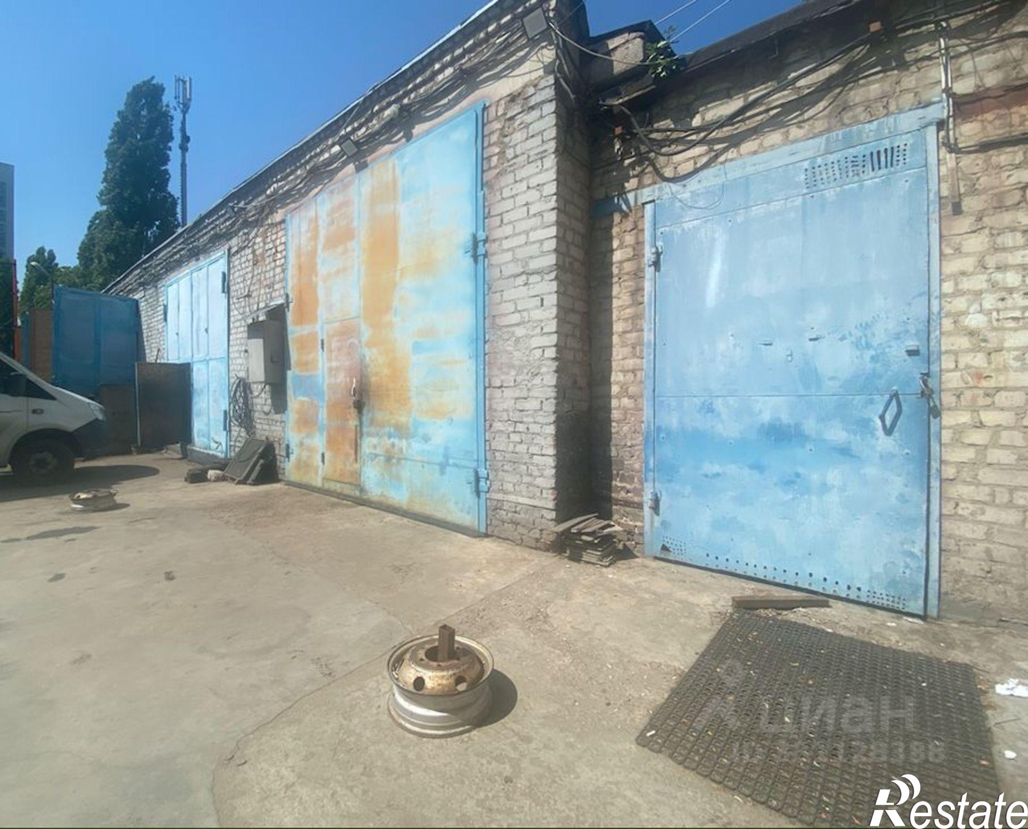 Сдать складское помещение за 62 500 рублей на улица 9 Января, 180