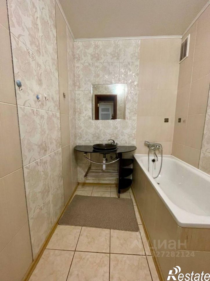 2-комн квартира улица 60-й Армии, 26,  д. 26