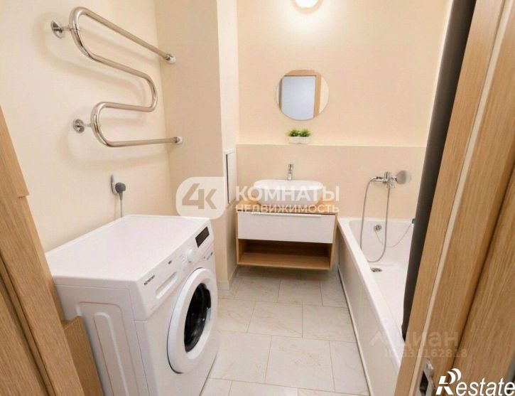 2-комн квартира улица Серафима Саровского, 179А к1,  д. 179А к1