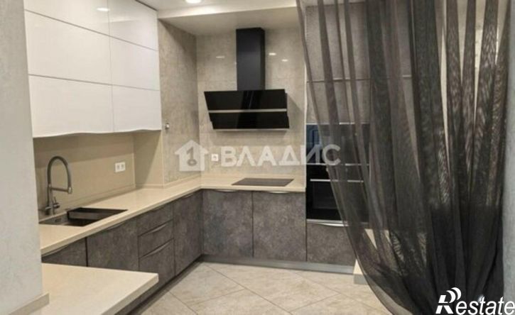 4-комн квартира улица Моисеева, 10,  д. 10
